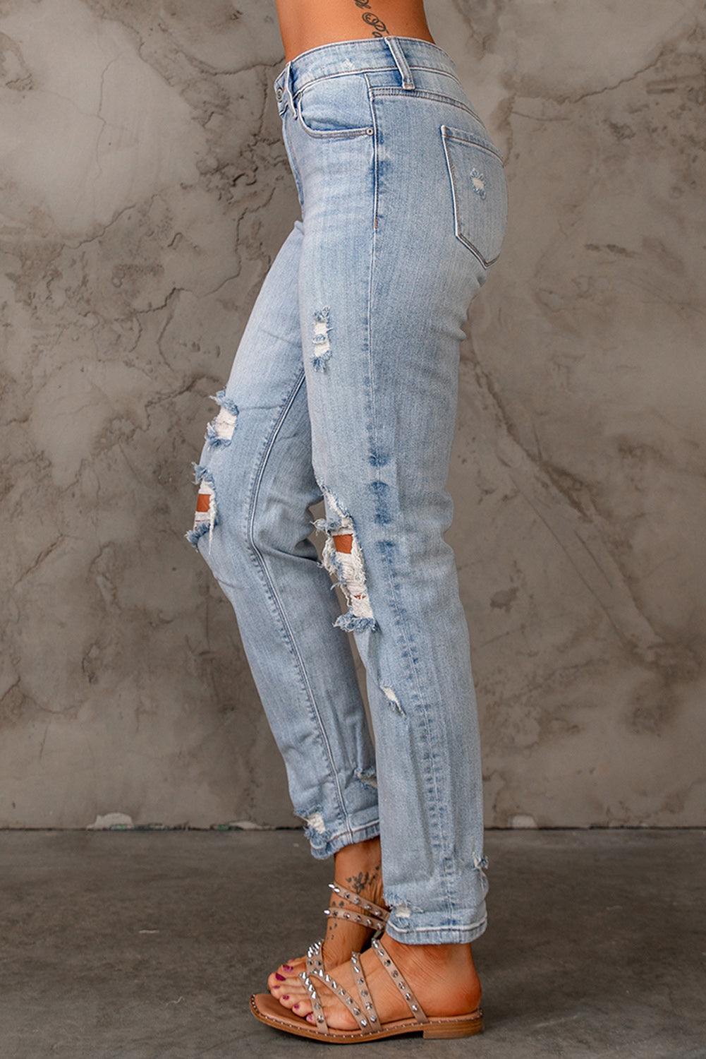 Distressed Straight Legs with Pockets